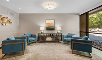 4956 SENTINEL Dr 9-402, Bethesda, MD 20816