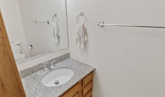 920 9th Ave NW, Altoona, IA 50009