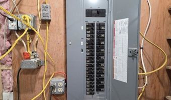 237 Halls Pond Rd, Charlestown, NH 03603