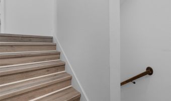 160 SUN PALM Ln, Altamonte Springs, FL 32701