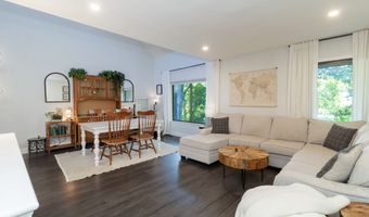 604 Plymouth Colony 604, Branford, CT 06405