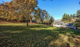 1820 Crestview Dr, Ashland, OR 97520