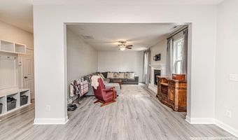 216 Vanderbuilt Ct, Aberdeen, NC 28315