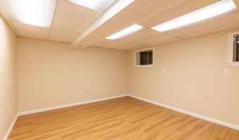 202 HARDY Pl, Rockville, MD 20852