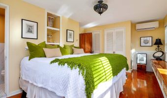 120 CHESAPEAKE Ave, Annapolis, MD 21403