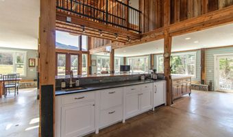 29 Dashney Rd, Burke, VT 05832