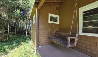 1239 W Shore Rd, Cabot, VT 05647