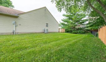 585 Eagles Nest Ct, Avon, IN 46123