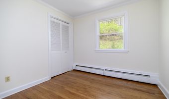 200 Chipman Dr, Cheshire, CT 06410