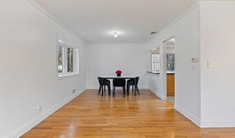 16 Edgebrook Ln, Airmont, NY 10952