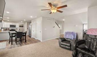 2720 21st St SW, Altoona, IA 50009