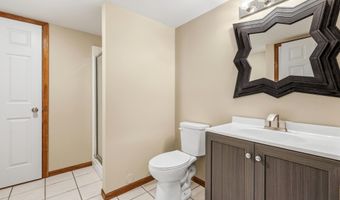 2205 Trenton Rd, Asbury, IA 52002