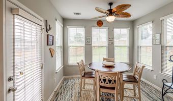 208 Castleton Cir, Boiling Springs, SC 29316