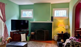 205 E 12th St, Alton, IL 62002