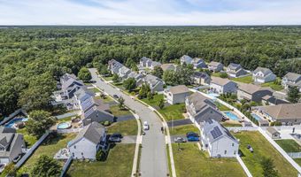 6 Hopper Ave, Barnegat, NJ 08005