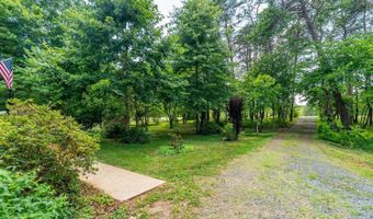 787 Woodlawn Trl, Appomattox, VA 24522