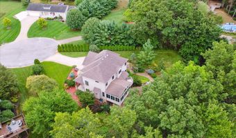 6783 Cathedral Ct SE, Alto, MI 49302