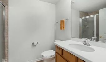 701 W Rand Rd 235, Arlington Heights, IL 60004