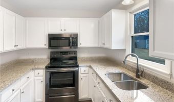 155 Ridgeview Dr, Athens, GA 30606