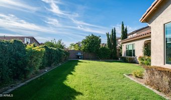 561 W YELLOWSTONE Way, Chandler, AZ 85248