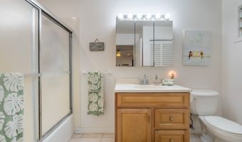 294 Awakea Rd, Kailua, HI 96734