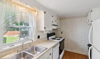 49 Sewall St, Augusta, ME 04330