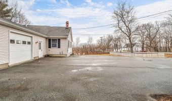 141 Kittredge Rd, Bangor, ME 04401