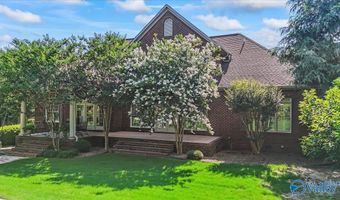 280 St Andrews Ln, Albertville, AL 35951