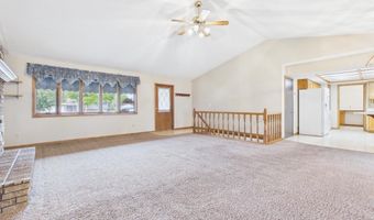 1212 E Fleetwood Cir, Brandon, SD 57005