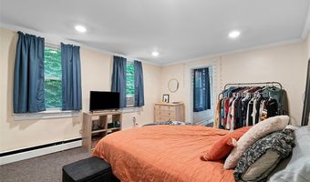 114 S 18th St, Airville, PA 15203