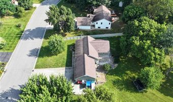 901 Geneva Dr, Alexandria, MN 56308