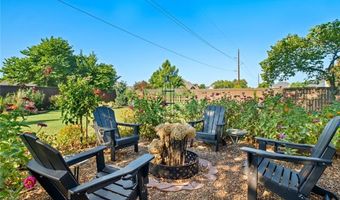 903 SW Edinburgh Ave, Bentonville, AR 72713