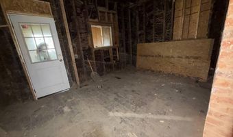 2520 W CHESTNUT Ave, Altoona, PA 16601