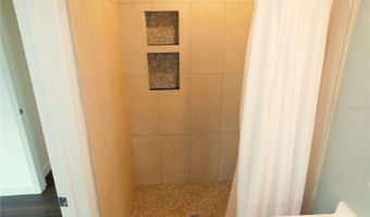 215 EDGEWOOD Dr, Bartow, FL 33830