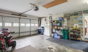 9249 Taylor Dr, Biloxi, MS 39532