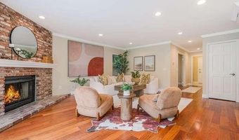 30101 Amelia Dr, Agoura Hills, CA 91301