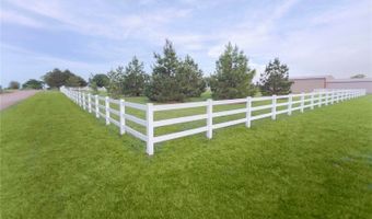 2284 E Roping Rd, Atoka, OK 74525