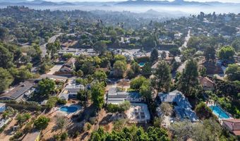 4620 Panchoy Dr, La Mesa, CA 91941