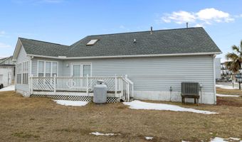 203 Old Causeway Rd, Atlantic Beach, NC 28512