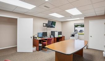 2721 SW 30th St, Des Moines, IA 50321