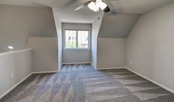62 S Gardens Way, Fitchburg, WI 53711