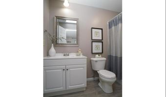 160 Cumberland Park Ct G, Ballwin, MO 63011