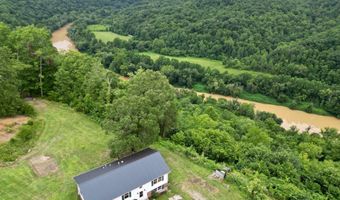 301 T Estes Rd, Beattyville, KY 41311