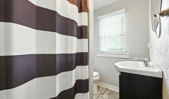 312 W Pleasant St, Angola, IN 46703