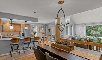 78 Valley Green Ct A, North Providence, RI 02904