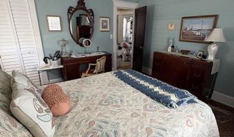 414 Washington Ave, Avon By The Sea, NJ 07717