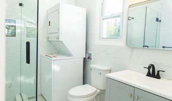 168 Oldfield Ave, Amityville, NY 11701