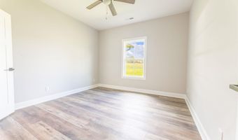741 8th St NE, Arab, AL 35016