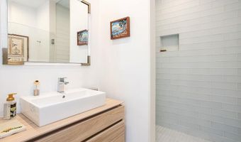 23 Catherine St, Newport, RI 02840