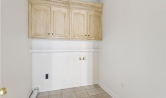 52 Eastgate Dr, Brandon, MS 39042